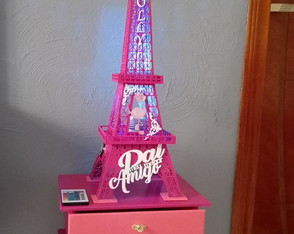 Torre Eiffel em mdf