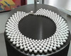Imagem 5 - Maxi Colar Entrelaçado de Pérolas,