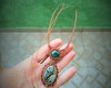 Imagem 3 - Colar Micro Macramê com Jaspe Sanguineo e Quartzo Verde.