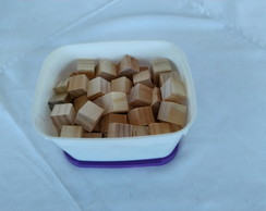 Cubos de Madeira Maciço 2,2 x 2,2 x 2,2 cm - Kit com 100 Uni