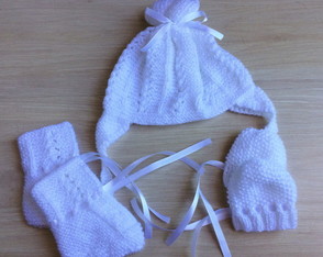 Gorro, Luva e Sapatinho para Bebê Branco