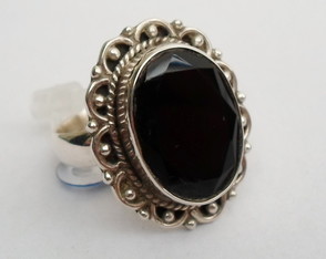 Anel de Prata com Pedra de Ônix