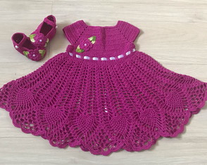 Vestido e Sapatinho de Crochê para Bebê