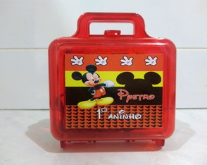 Kit Massinha Mickey na Maleta com 3 cortadores