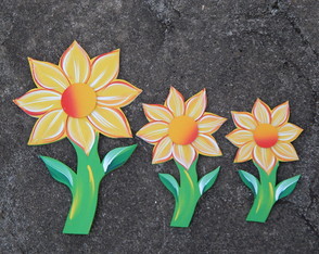 Flor trio amarelo parede