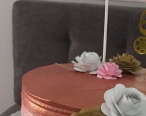 Topo de Bolo com Nome em Camadas e Flores 3d