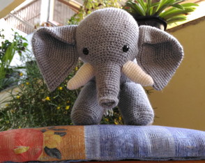 Elefante Jujuba Amigurumi crochê