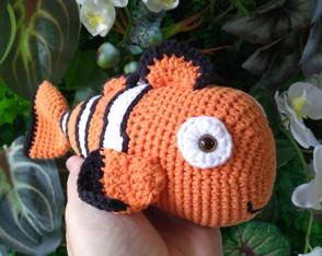 Peixe palhaço amigurumi