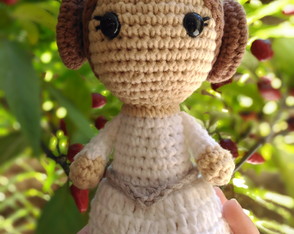 Princesa Leia Amigurumi crochê