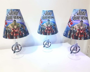 Centro de Mesa Abajur Vingadores com Led