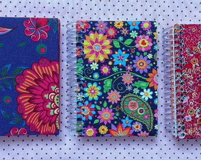 4un Mini Caderno Lembrancinha