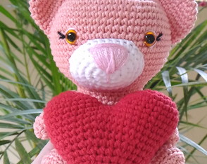 Ursinho Coração Amigurumi Dia dos Namorados