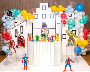 Locação Decoração Vingadores. Estamos na Zs/sp
