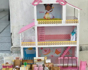 Casinha de Boneca Branca em mdf 60cm