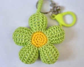 Chaveiro Flor de Crochê Amigurumi - Verde Limão