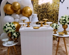 Locação Decoração Adulto Happy Birthday Estamos na Zs de Sp.