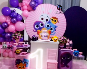 Locação Decoração Bolofofos Rosa e Roxo. Atendemos Zs/sp.