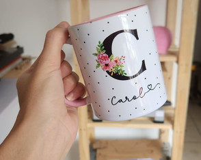 Caneca Alfabeto Floral