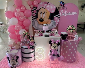 Locação Decoração Minnie Rosa. Atendemos Apenas a Zs/sp.