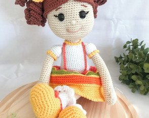 Boneca Personalizada Amigurumi de Croche