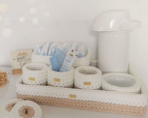Kit Higiene Bebê em Crochê com Fio de Malha + Farmacinha