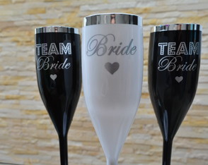 Taça de Champanhe com Borda Metalizada