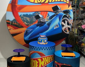 Locação Kit Pegue e Monte Hotwheels 2