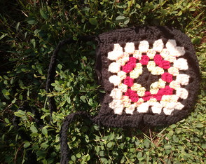 Bolsa Arct Square em Crochê Colorida