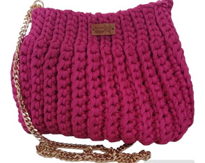 Bolsa Feminina Feita a Mão