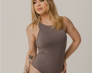 Body Feminino