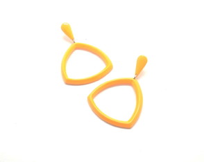 Brinco Amarelo,leve ,p Alérgico ou Não c Pino de Plástico