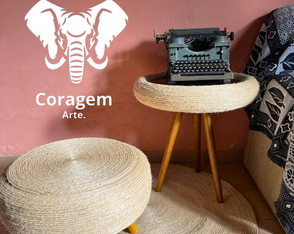 Mesa Lateral Corda de Sisal e Pneu