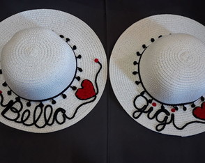 5 Chapéus Infantis Personalizados com Nome ou Palavra + Dese