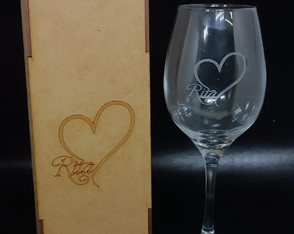 Kit Taça para Vinho Barone + Caixa em mdf Gravada a Laser