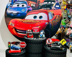 Locação Kit Pegue e Monte Carros 1