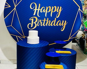 Locação Kit Pegue e Monte Adulto Masculino Azul