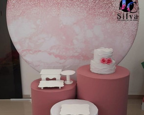 Locação Kit Pegue e Monte Rose com Glitter
