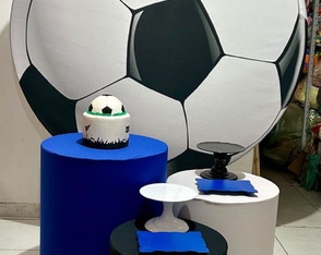 Locação Kit Pegue e Monte Bola de Futebol