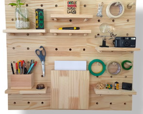 Painel Pegboard - 60cm x 80cm - com Acessórios