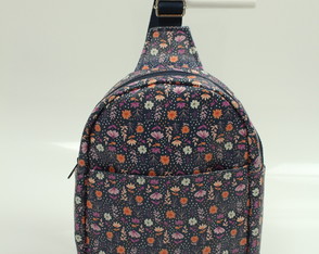 Mochila Feminina Alça Transpassada Estampa Floral