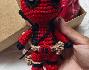 Deadpool em Amigurumi
