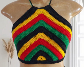 Top Cropped em Crochê Colorido