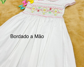 Vestido-bordado Mão= 5 Anos