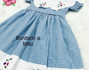 Vestido Bordado a Mão- 5 Anos