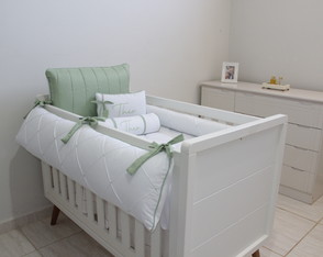 Kit de Berço Personalizado 09 Peças Branco com Verde Oliva