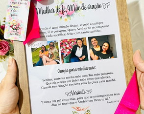 Quadro Decorativo Dia das Mães com Oração e Fotos