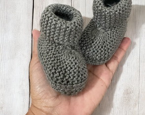 Bota em Tricô para Bebê Cinza