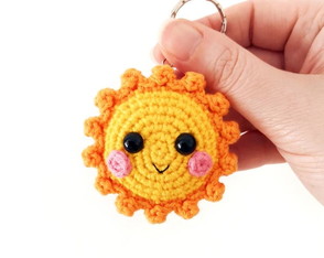 Chaveiro Sol de Crochê - Amigurumi