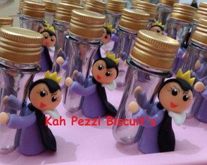 tubete branca de neve em biscuit