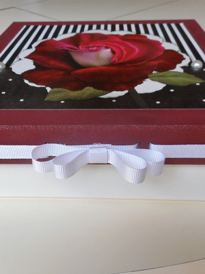 Caixa em mdf com decoupage